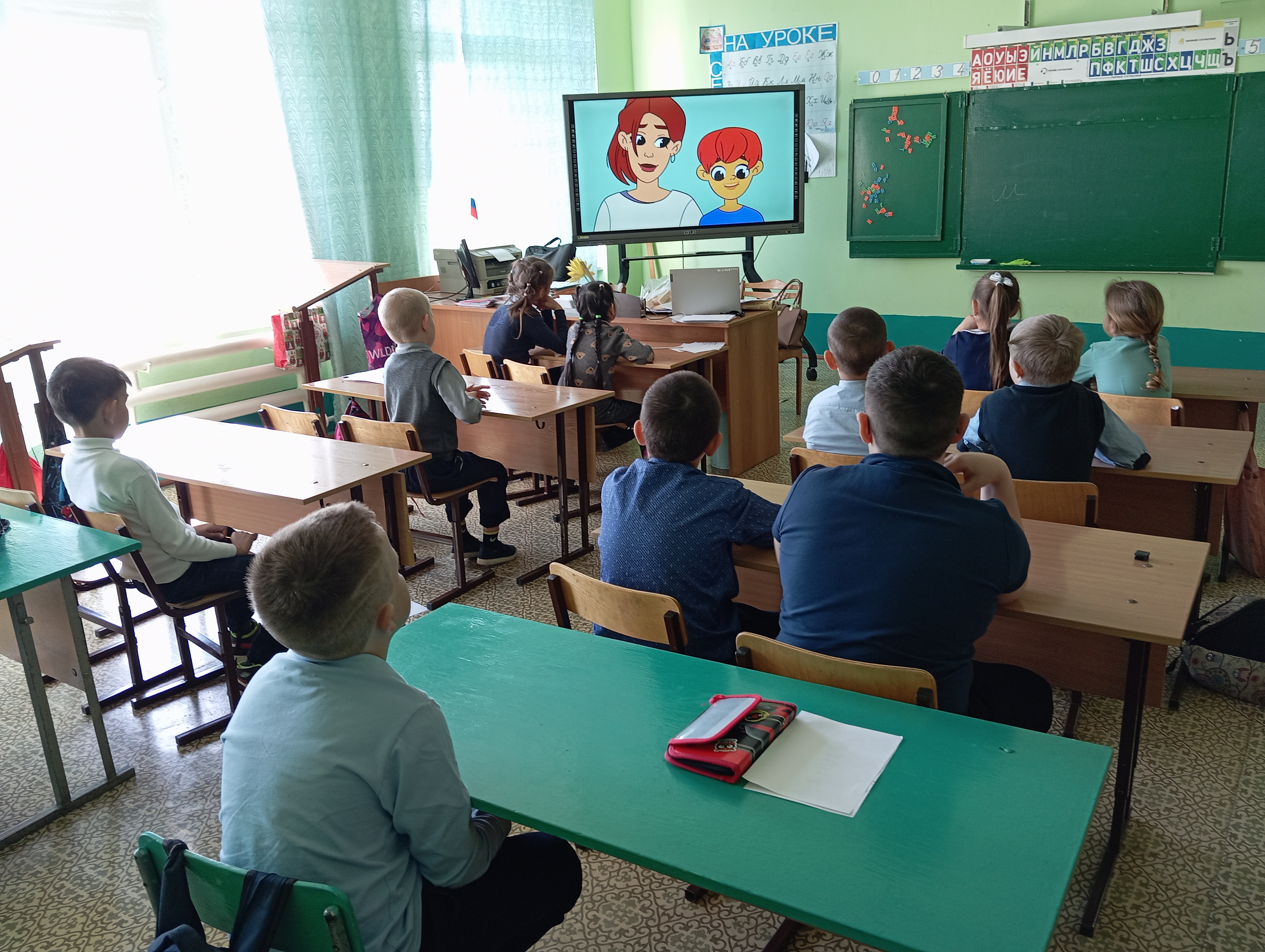 Просмотр видеороликов (1,2,3).