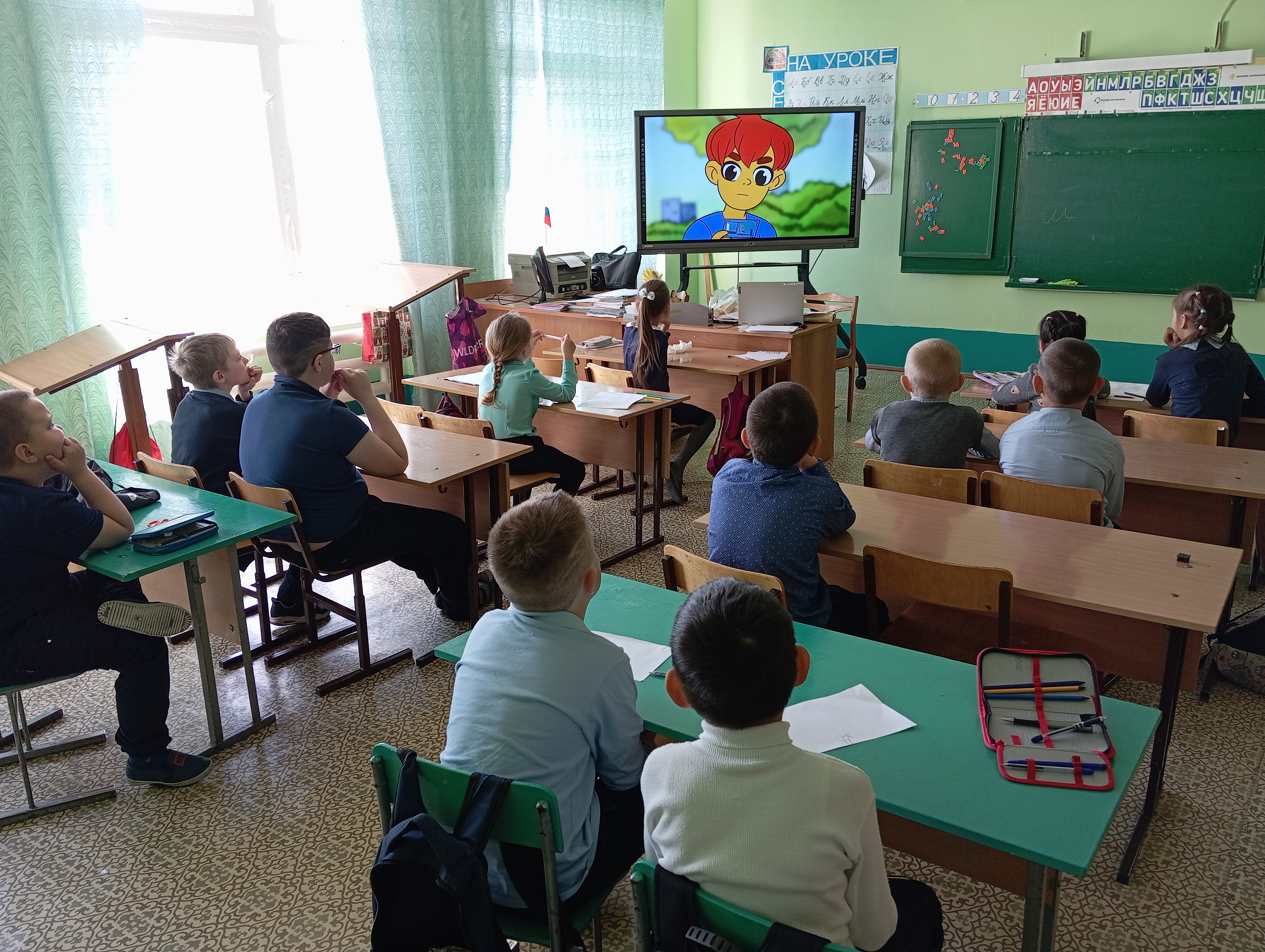 Просмотр видеороликов о финансовой грамотности (7,8,9).