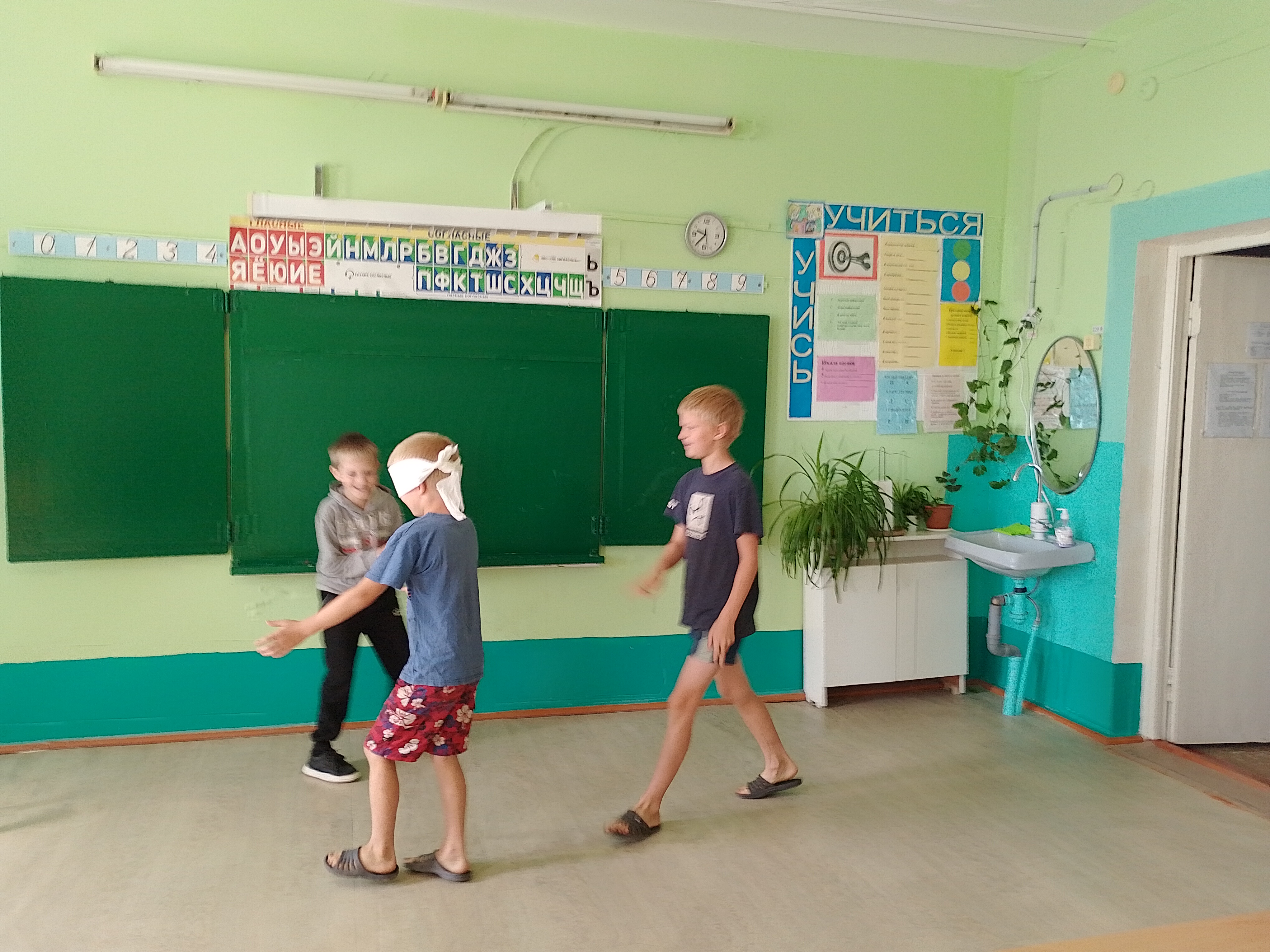 Сегодня ребята МБОУ «Глинкинская ОШ» приняли участие в мероприятии «Подвижные игры народов России», где узнали много нового, интересного..