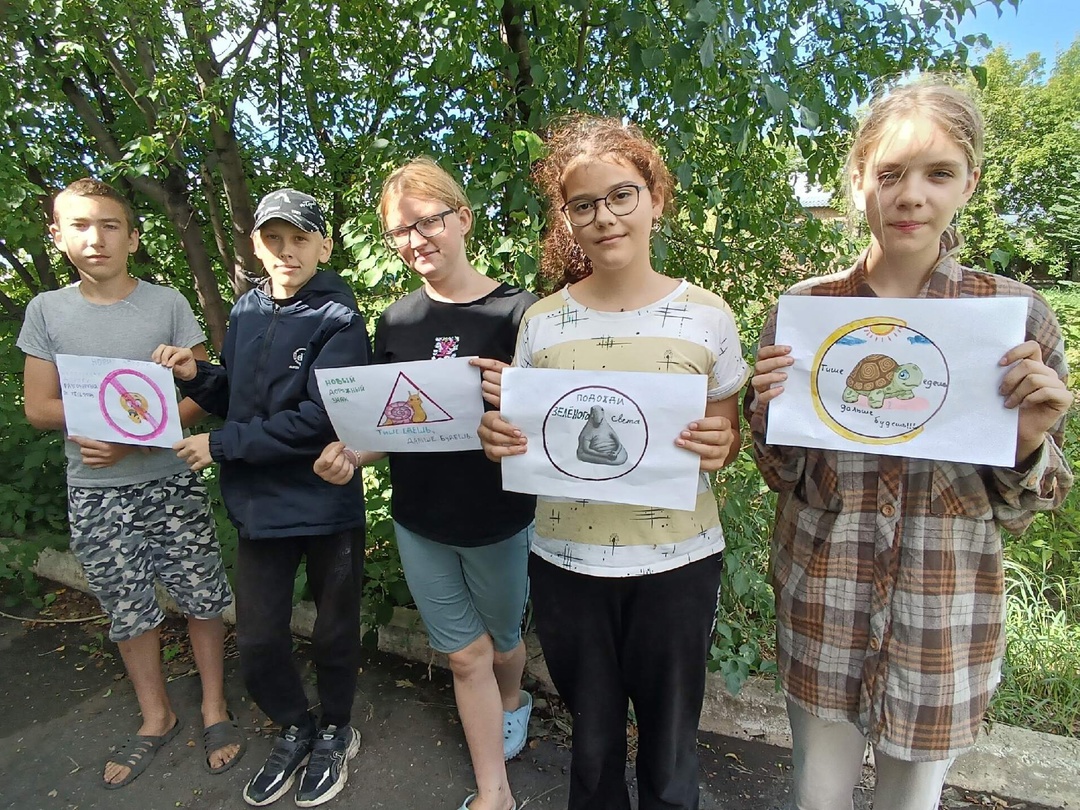 В рамках проведения профилактических мероприятий по ДДТТ учащимся нашей школы было предложено изобразить рисунок по Правилам дорожного движения «Новый дорожный знак глазами детей»..